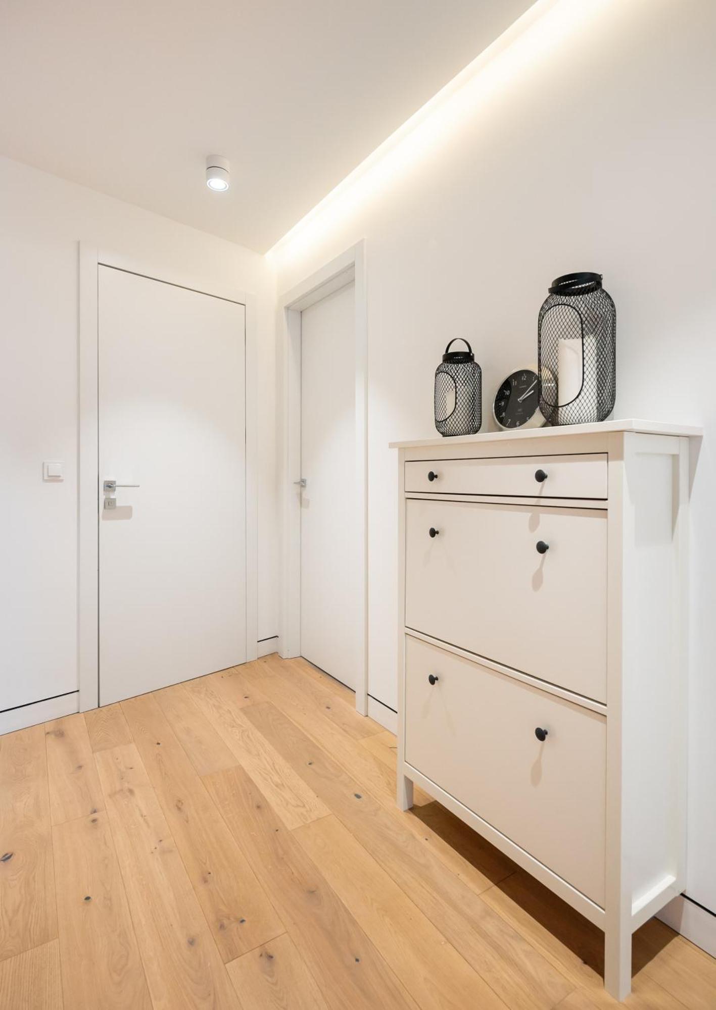 Solec Cristal Home Apartment Warschau Buitenkant foto